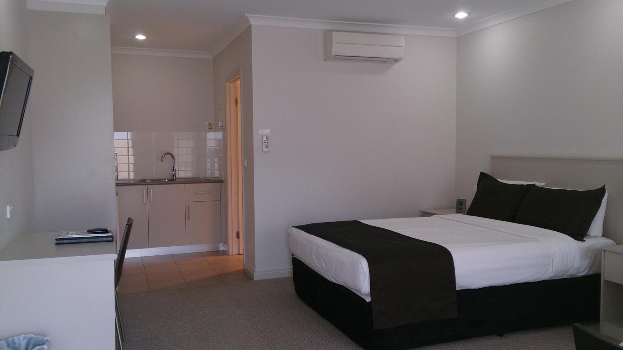 Murray Waters Motor Inn & Apartments Koondrook Zimmer foto